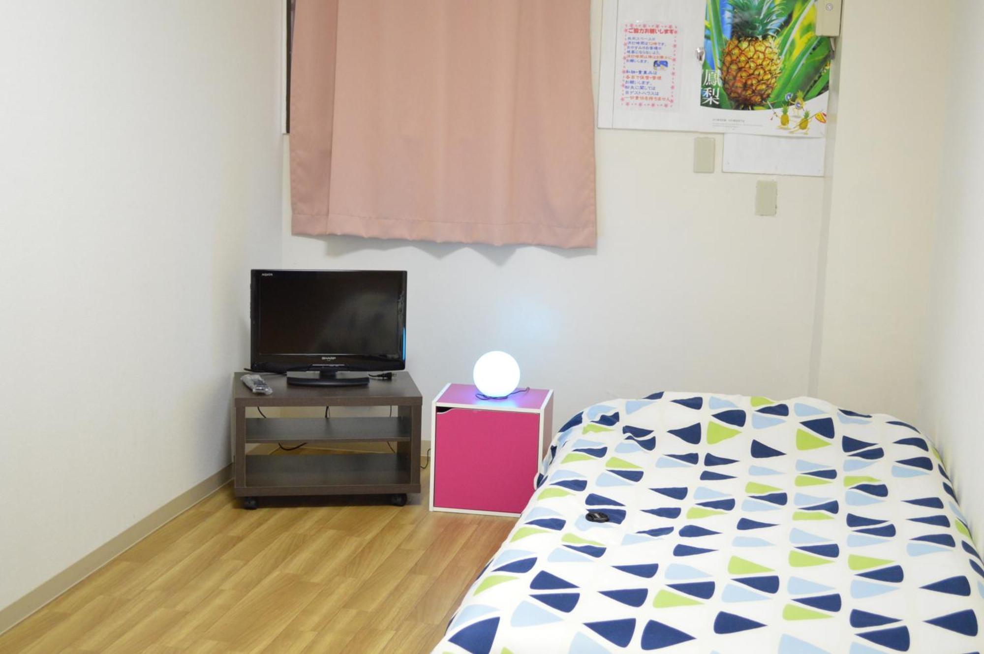 女性専用　ゲストハウス Fukutomi 那覇市 エクステリア 写真