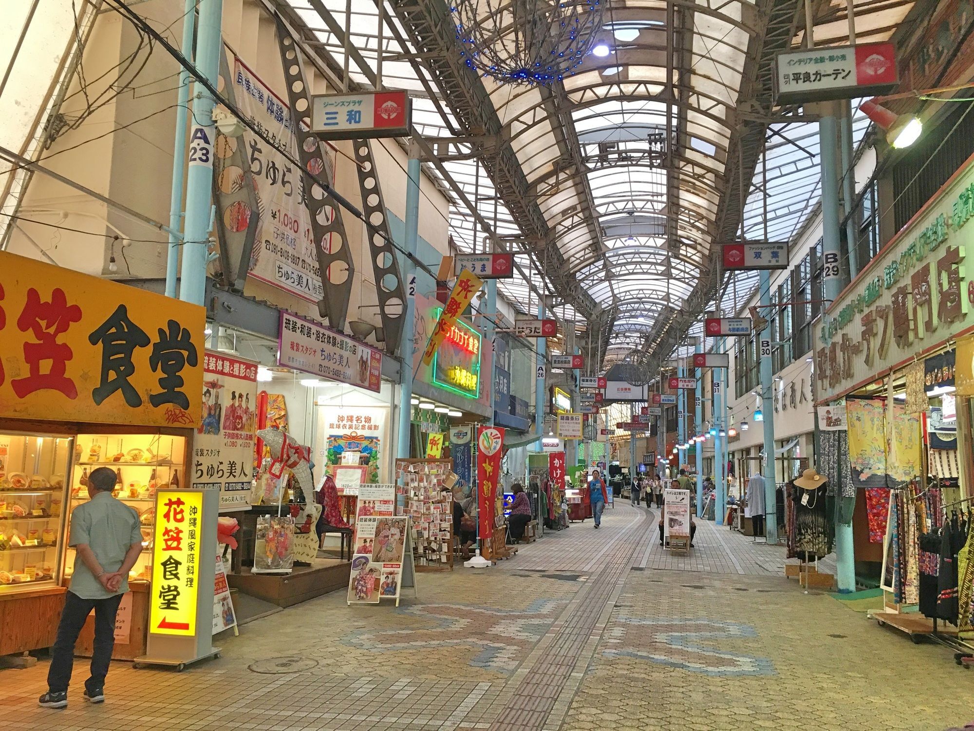女性専用　ゲストハウス Fukutomi 那覇市 エクステリア 写真